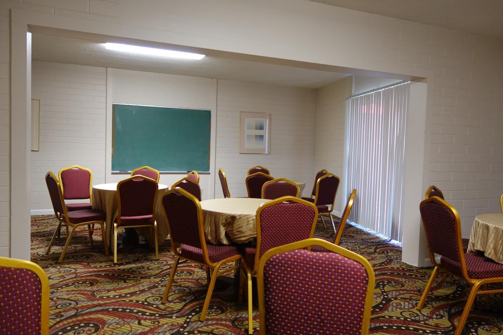 Ramada By Wyndham Sacramento Ξενοδοχείο North Highlands Εξωτερικό φωτογραφία